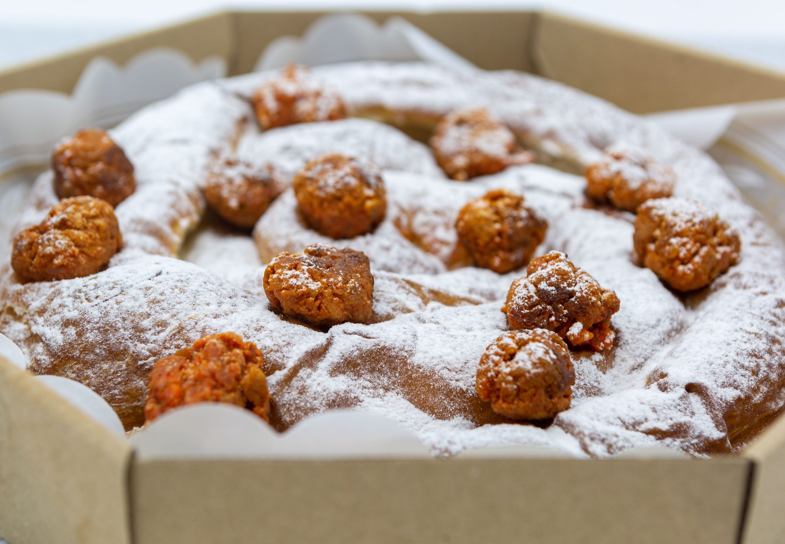 ensaïmadadesobrassadaartesanalpasteleriaeldiamantemenorca