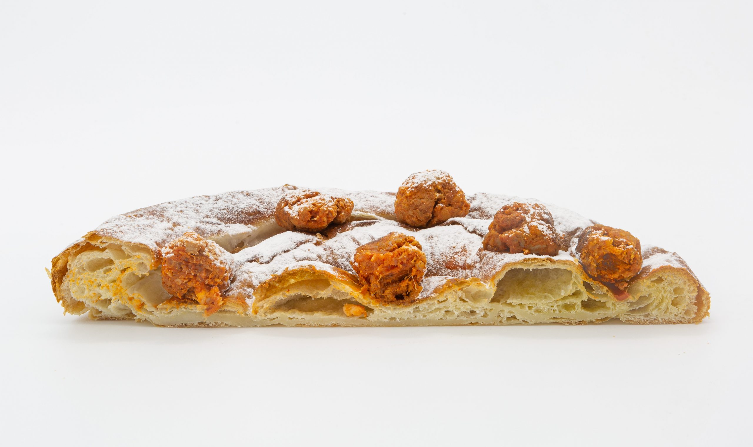 ensaïmadasobrassadaartesanalpasteleriaeldiamantemenorca